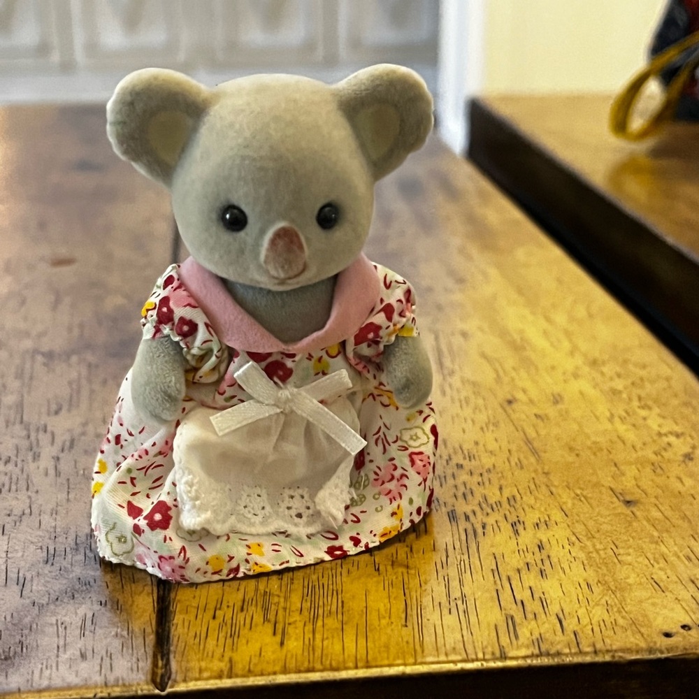 Calico Critters Koala Mom - Picture 4 of 4